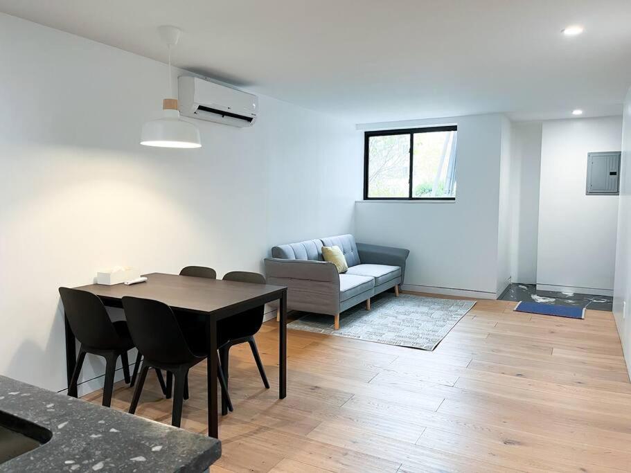 New Cozy Modern Minimalist Stay In Brooklyn At Rem-Casa New York Bagian luar foto