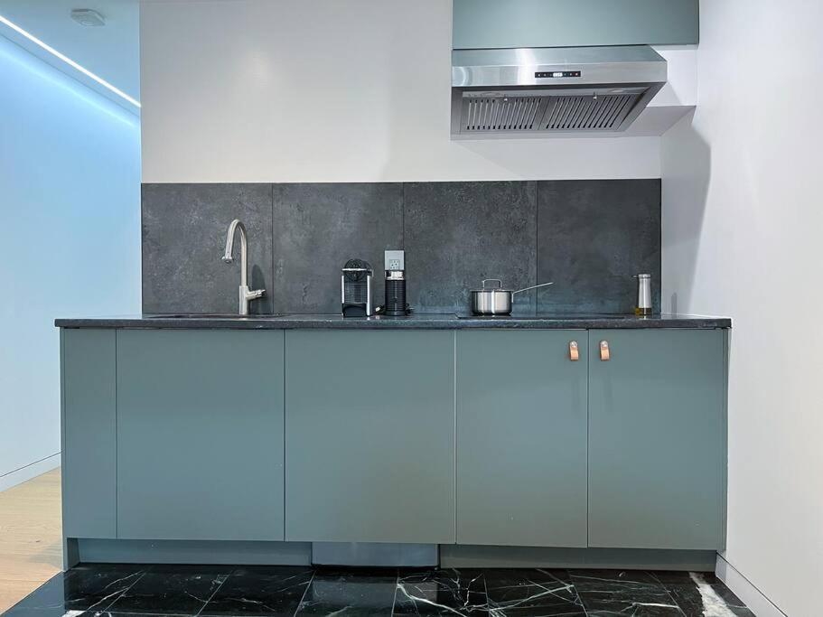 New Cozy Modern Minimalist Stay In Brooklyn At Rem-Casa New York Bagian luar foto